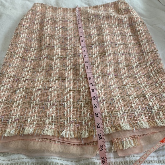 ALBERT NIPON Pink Tweed Ruffle Chiffon Skirt Suit Size 8 - Picture 6 of 14